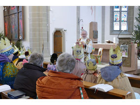 Aussendung der Sternsinger in Naumburg (© Karl-Franz Thiede)